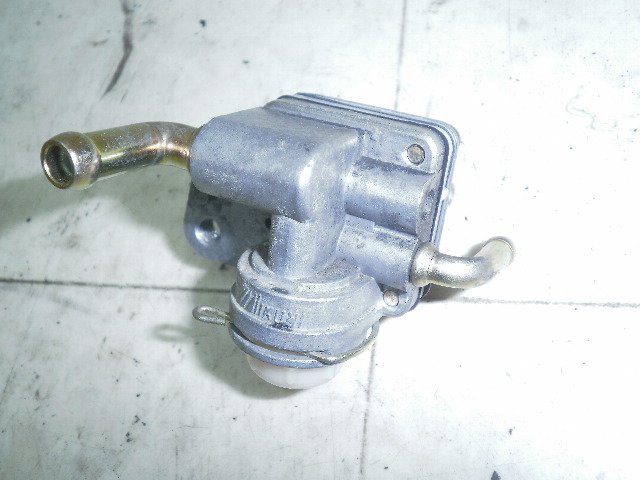レッツ�U ガソリンコック CA1PA-2161