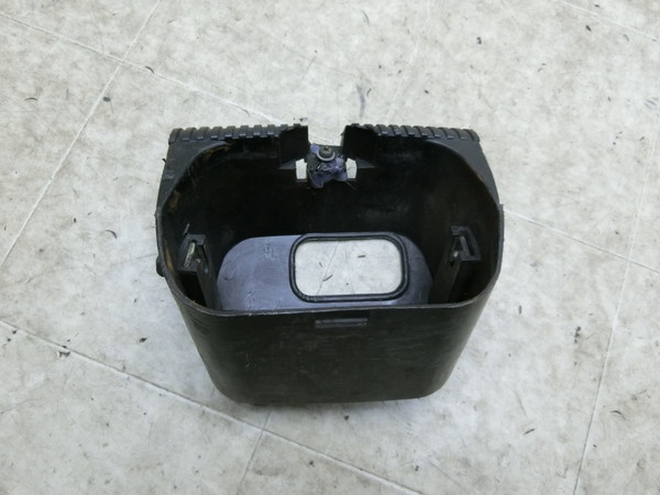 モトコンポ（6V)/ MOTOCOMP  ヘッドライトケース  AB12-1010