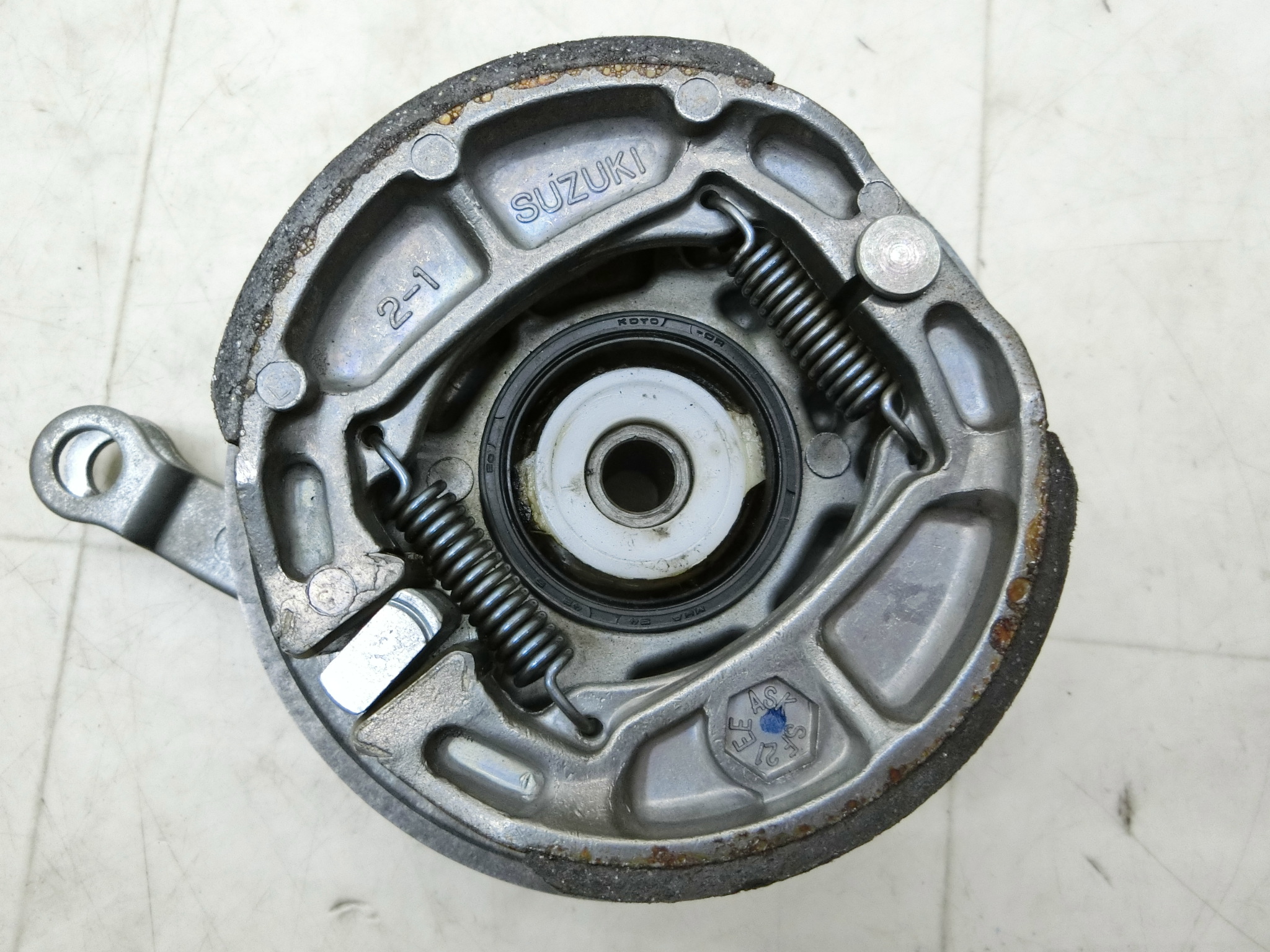 bc4/ Let's4/ UZ50FK   tgu[Lh/ h/ u[L  CA41A-1605