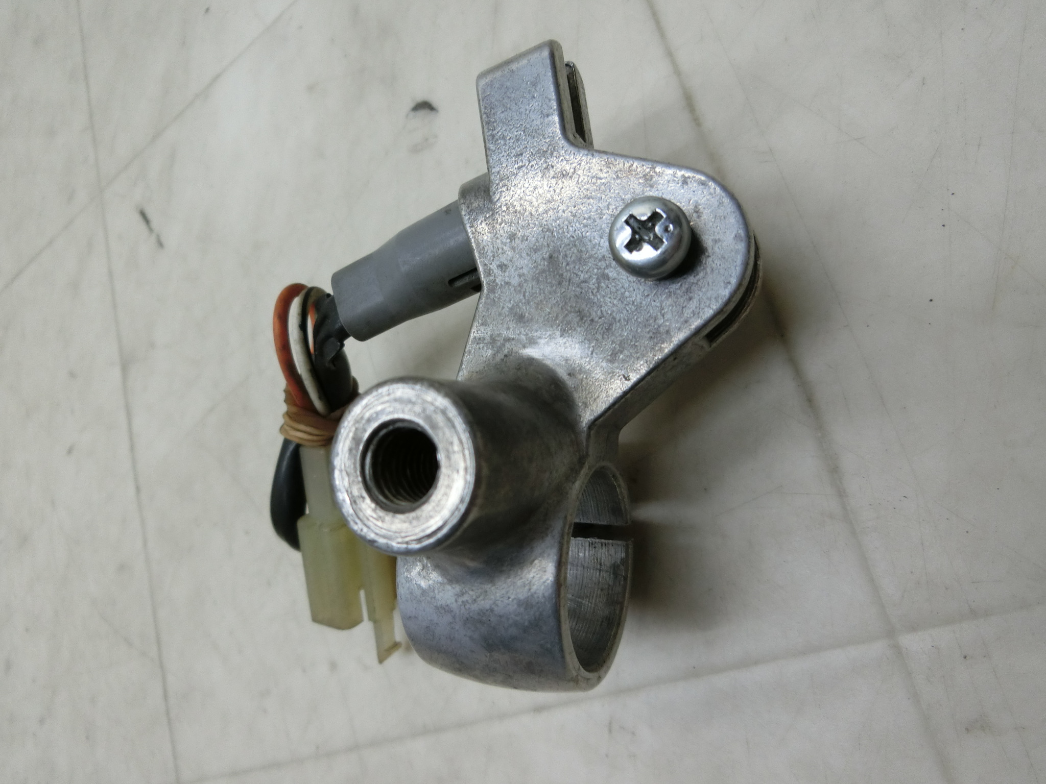 bc4/ Let's4/ UZ50FK   nhz_[E/ u[L o[ z_[/ ~[z_[  CA41A-1605