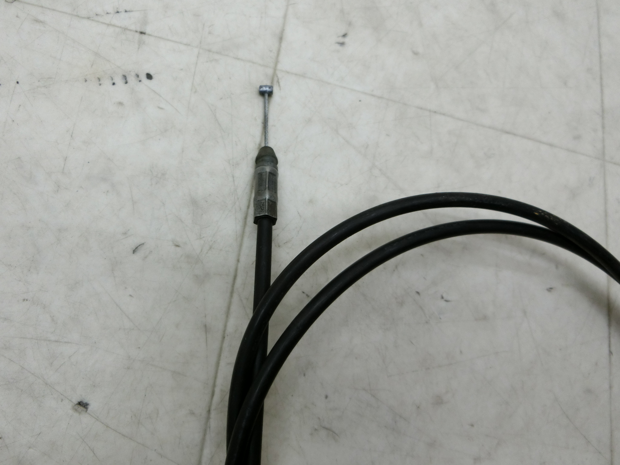 bc4/ Let's4/ UZ50FK   V[gbNC[/ C[ bN P[u   CA41A-1605