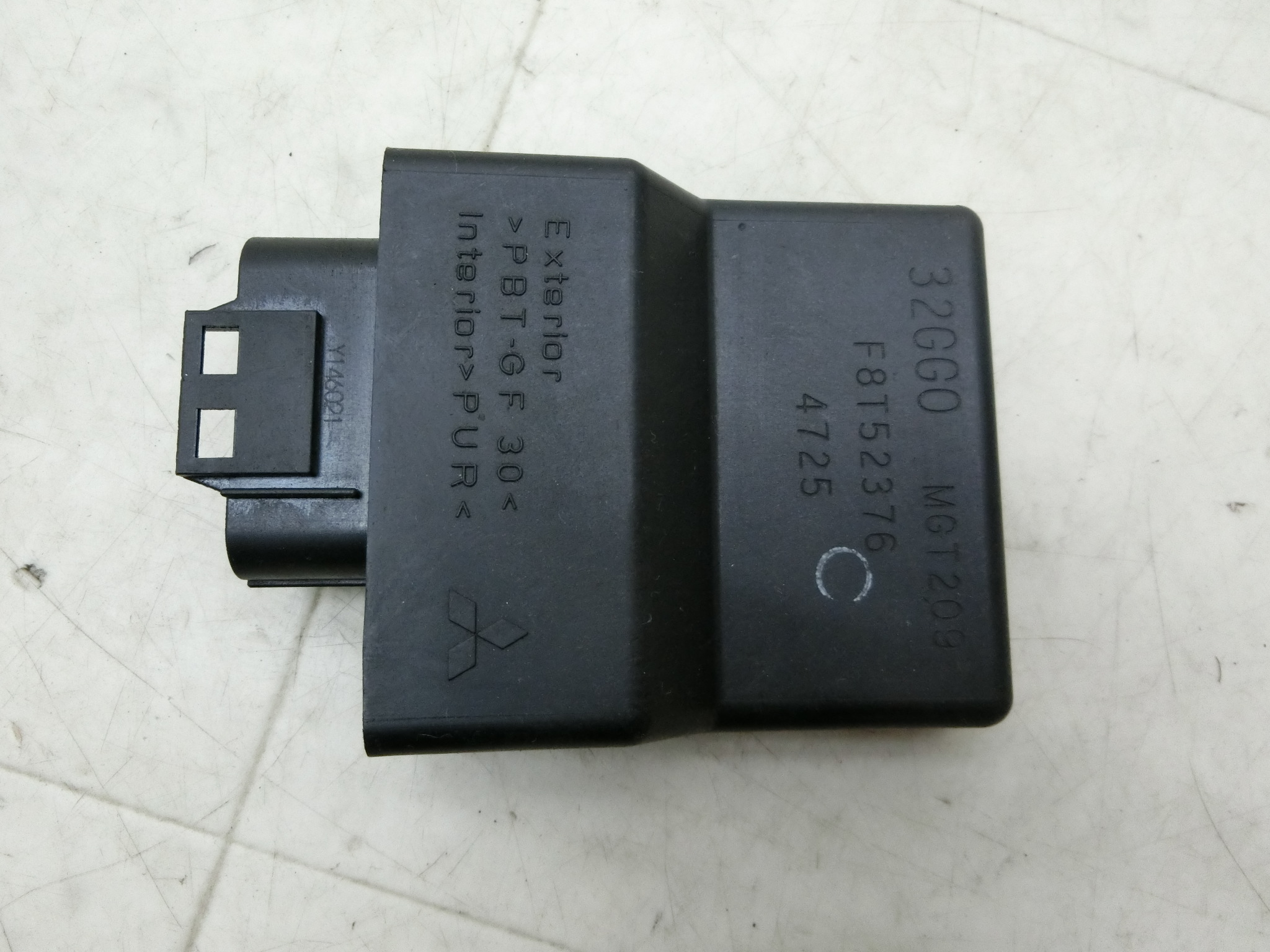 bc4/ Let's4 UZ50D   CDI/ COiC^[ 32GG0-MGT209 CA45A-3038