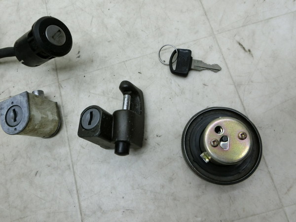 Ju70(12V)/ CUSTOM70/ X[p[Ju/ Super CUB70 JX^  L[Zbg CL[,^NLbvL[,nhbNL[,bgz_[L[L[1{, C70-1500