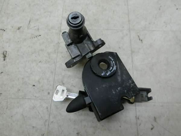 JOGZ-2/ WOZU YV50Z 5EM1   CL[{bNX/ L[V_[/ COjbVL[  SA04J-0039