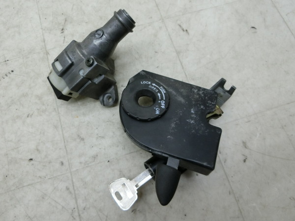 JOGZ-2/ WOZU YV50Z 5EM1   CL[{bNX/ L[V_[/ COjbVL[  SA04J-0039