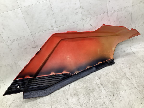 ベルーガ50(6V)/ BELUGA CV50E   ボディカバー右/ サイドカバー右 カバー カウル NA101-3R 5G6-3079