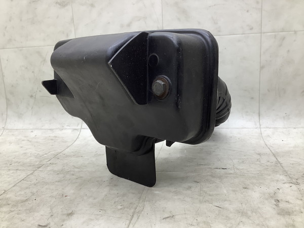 ベルーガ50(6V)/ BELUGA CV50E   エアクリーナーボックス/ エアクリ/ ケース/ ダクト インテーク  5G6-3079