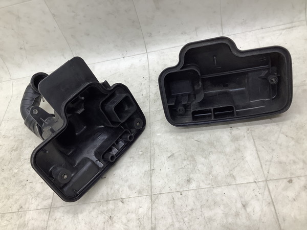 ベルーガ50(6V)/ BELUGA CV50E   エアクリーナーボックス/ エアクリ/ ケース/ ダクト インテーク  5G6-3079