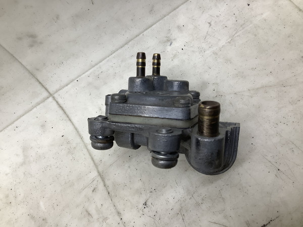 ベルーガ50(6V)/ BELUGA CV50E   負圧コック/ ガソリンコック/ ガソリンポンプ/ フューエルコック/ 燃料コック コック   5G6-3079