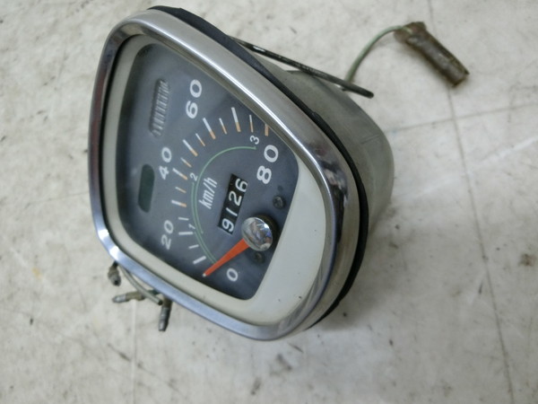 スーパーカブ50(6V)/ CUB50/ カブ50/ Super cub50  メーター/ スピードメーター 表示距離:9126km, C50-1237