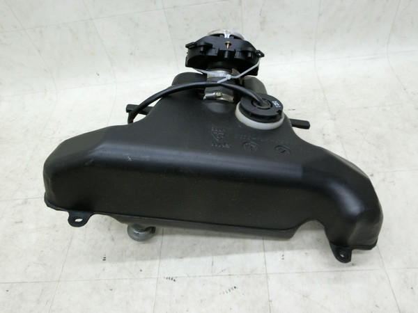 SYM/ Umi100 海100   ガソリンタンク  RFGHU10W7BS-0012