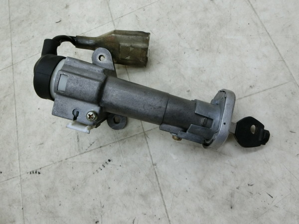 SYM/ Umi100 海100   メインキーボックス/ キーシリンダー/ イグニッションキー  RFGHU10W7BS-0012