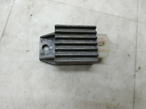 SYM/ Umi100 C100  , M^[/ M[^[ @A39-1101 RFGHU10W7BS-0012