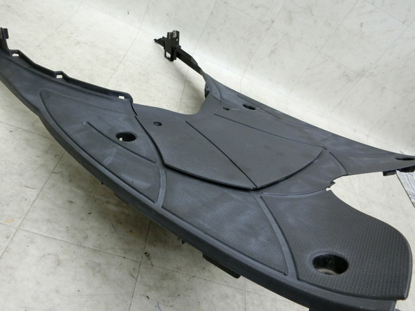 SYM/ Umi100 海100   ステップボード/ ステップ カウル カバー/ フロアカウル  64310-A7A RFGHU10W7BS-0012