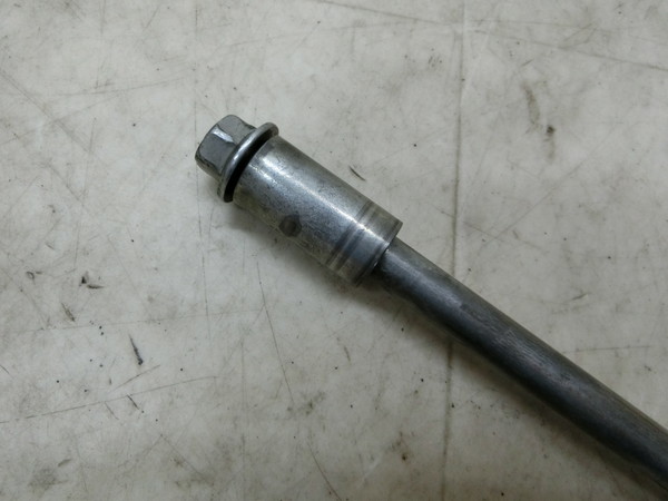 アドレスV50/ ADDRESSV50 UZ50XL   フロントアクスルシャフト/ ホイール アクスル シャフト  CA44A-1153