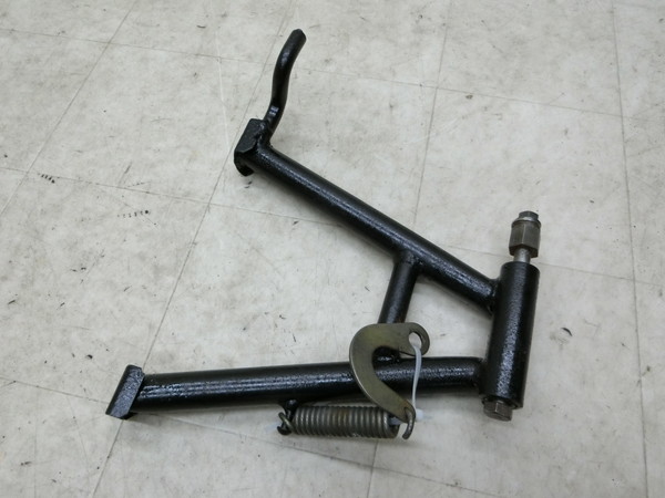 バーディー50(12V)/ Birdie50 FB50   センタースタンド  BA41A-2432