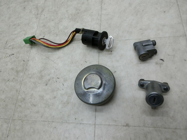 o[fB[50(12V)/ Birdie50 FB50   L[Zbg/ CL[/ COjbV XCb`  BA41A-2432