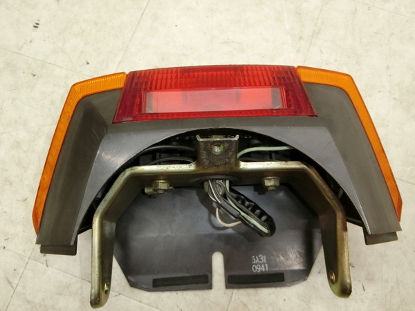 バーディー50(12V)/ Birdie50 FB50   テールランプ  BA41A-2432