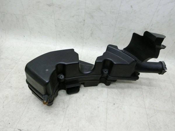 アドレスV125S/ ADDRESSV125S/ UZ125S   エアクリーナーボックス/ エアクリ/ ケース/ ダクト インテーク  CF4MA-1633