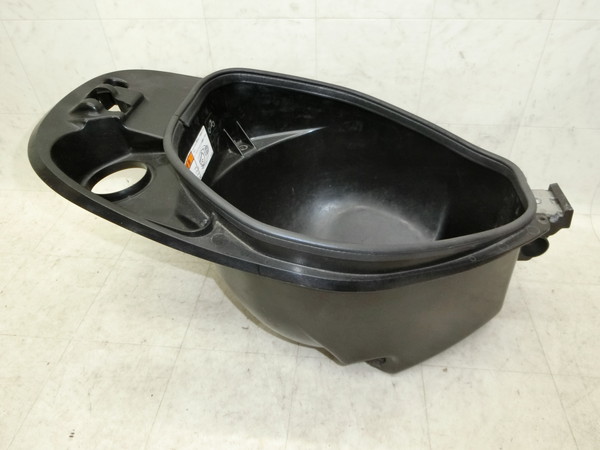 アドレスV50/ ADDRESSV50 UZ50XLO メットインボックス/ インナーボックスケース/シートボックス 92211-32G5 CA44A-1456