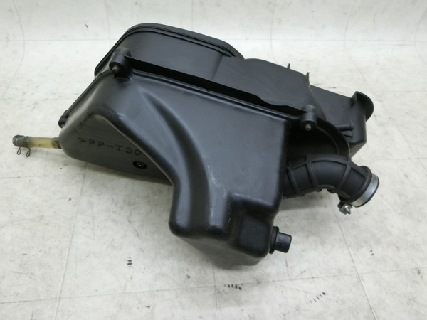 }WFXeB125/ MAJESTY125  GAN[i[{bNX/ GAN/ P[X/ _Ng Ce[N  LPRSE2710BA-1585