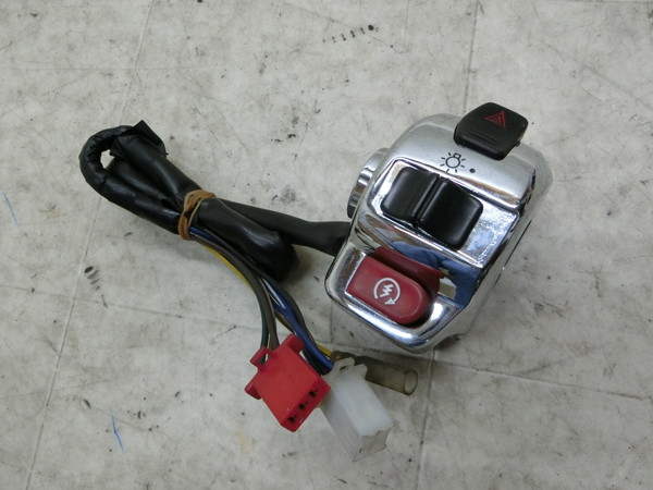 }WFXeB125/ MAJESTY125  XCb`{bNXE/ nhXCb`E/ XCb`E  LPRSE2710BA-1585