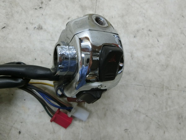 }WFXeB125/ MAJESTY125  XCb`{bNXE/ nhXCb`E/ XCb`E  LPRSE2710BA-1585