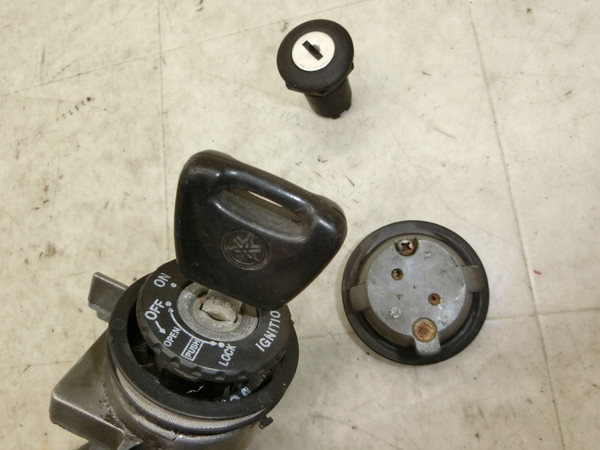 }WFXeB125/ MAJESTY125  L[Zbg L[1{, LPRSE2710BA-1585