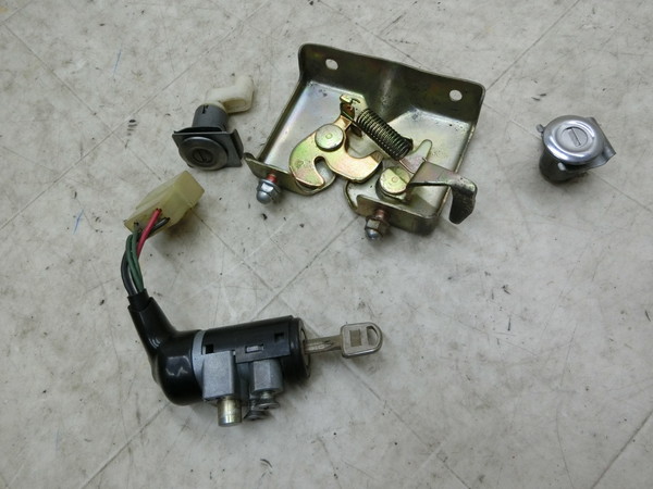 DIO SR/ X[p[fBI/ SK50MK/ fBI  L[Zbg/ CL[/ COjbV XCb`  AF25-