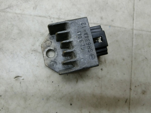 DIO-3/ LiveDio ライブディオ SK50M ディオ レギュレター/ レギュレーター AF34-3497