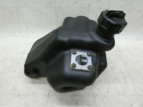 bc2/ Let'sU AZ50   K\^N  CA1PA-1347