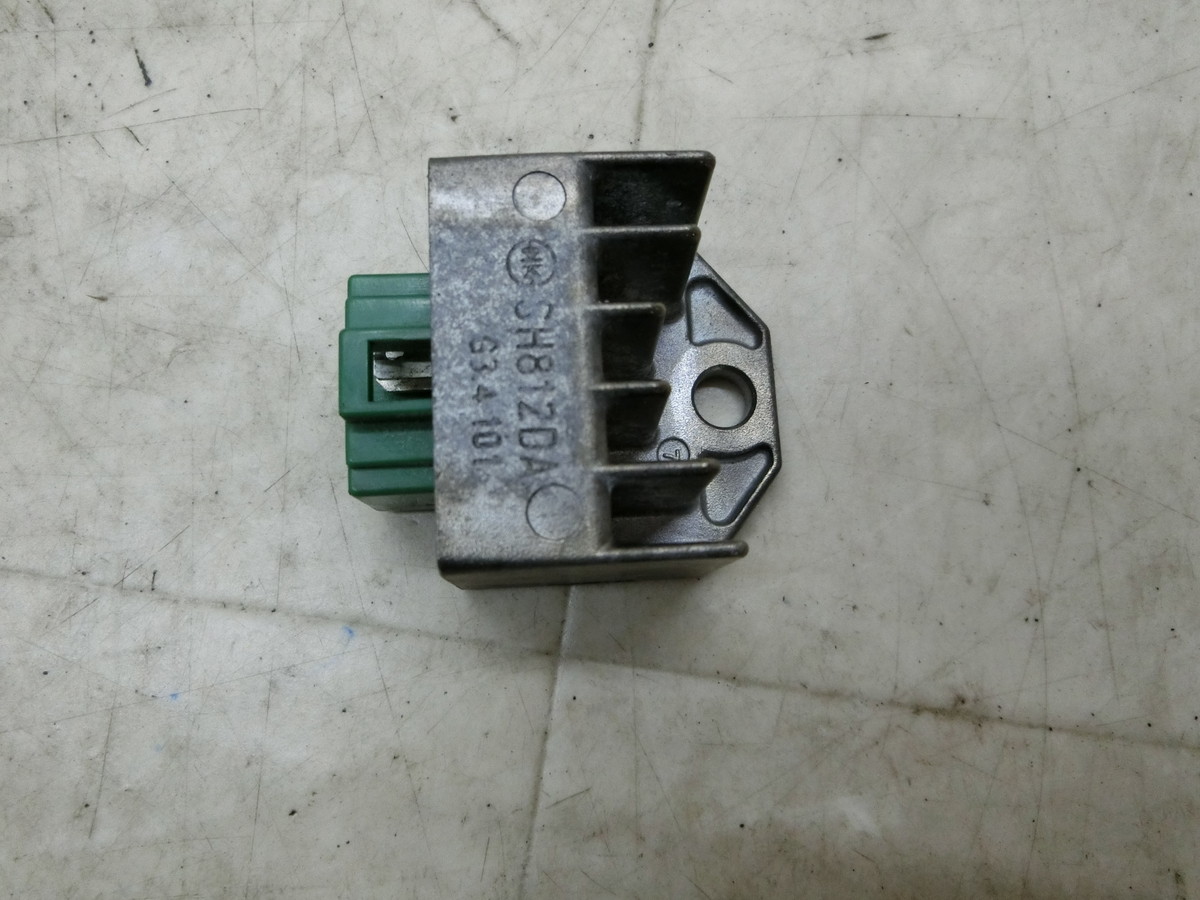 ���b�c4/ Let's4 UZ50D  ���M�����^�[/ ���M�����[�^�[ SH812DA CA45A-2688