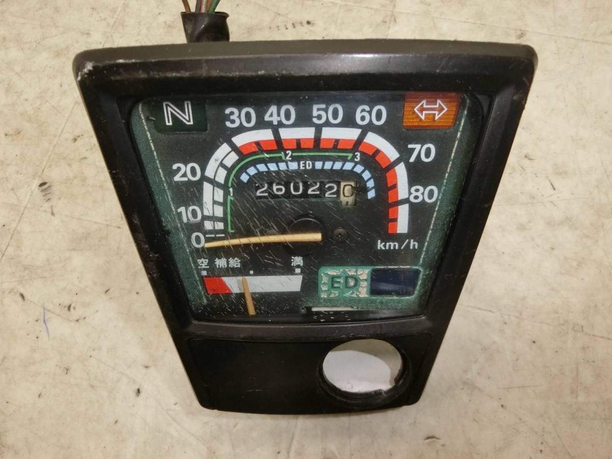 �X�[�p�[�J�u50(6V)/ CUB50/ �J�u50/ Super cub50  ���[�^�[/ �X�s�[�h���[�^�[ �\������:26022km, C50-8569