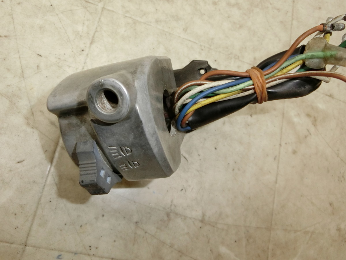 �X�[�p�[�J�u50(6V)/ CUB50/ �J�u50/ Super cub50  �X�C�b�`�{�b�N�X��/ �n���h���X�C�b�`��/ �X�C�b�`��  C50-8569