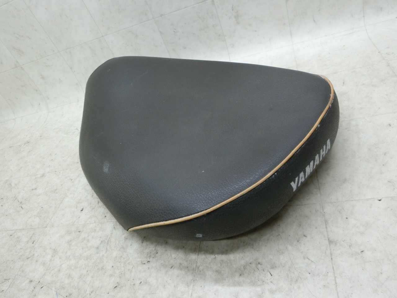 �r�[�m/ Vino-2/ 4st/ FI XC50R   �V�[�g  SA37J-5060