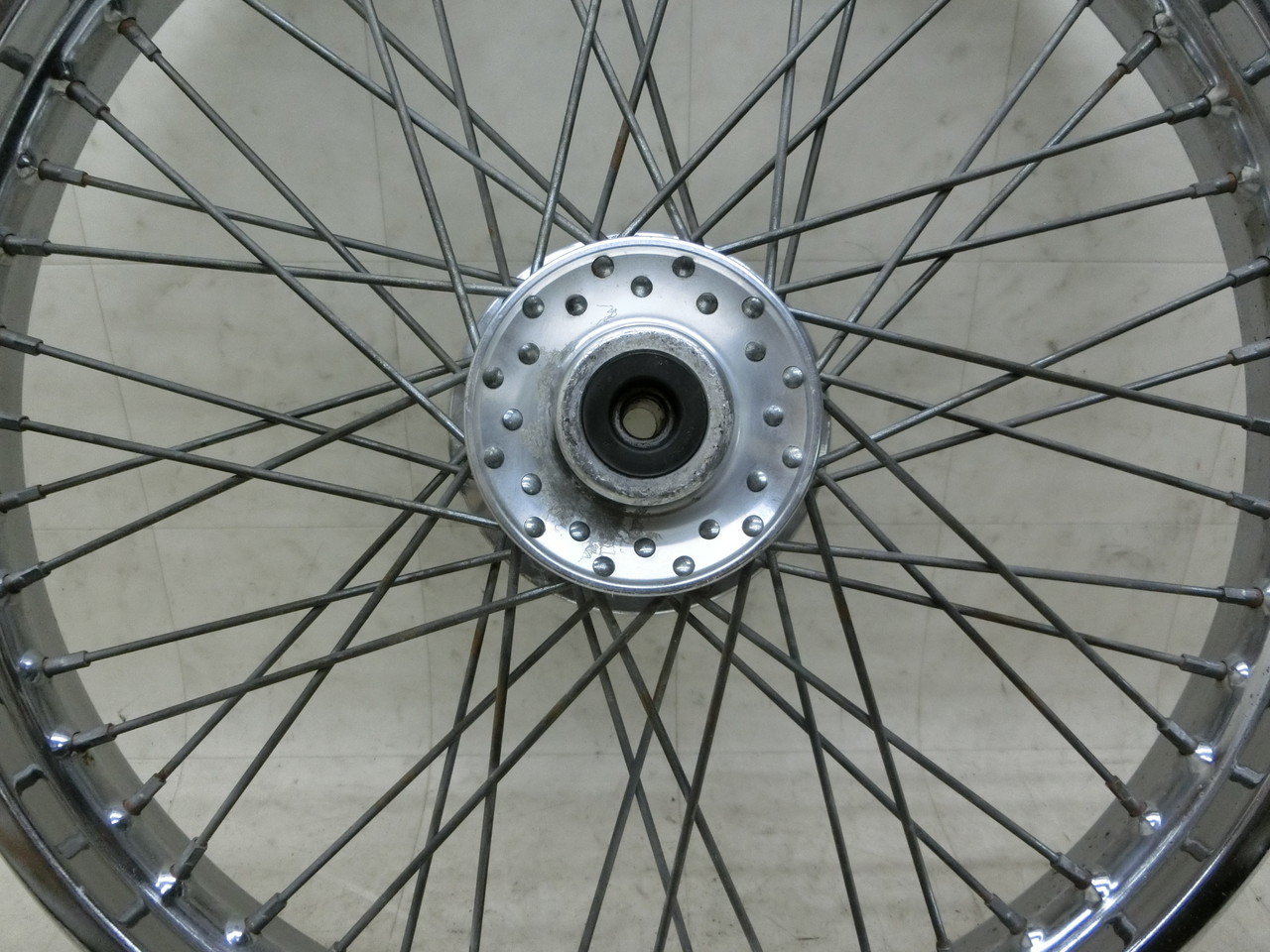 �o���J��400/ VULCAN400  �t�����g�z�C�[�� �z�C�[���C���`21�C���` �t�����g 21F VN400A-0029