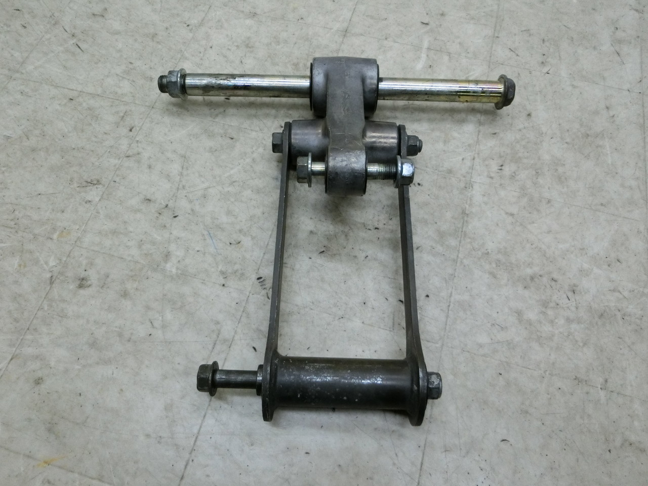 �o���J��400/ VULCAN400  �X�C���O�A�[�������N  VN400A-0029