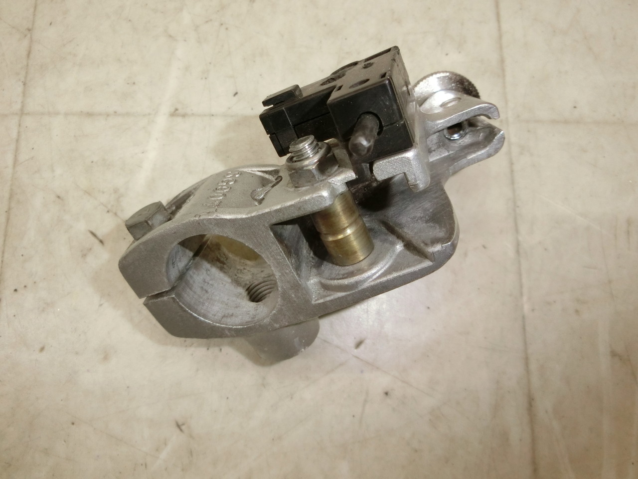 �o���J��400/ VULCAN400  �N���b�`���o�[�z���_�[/ �n���h���z���_�[��  VN400A-0029