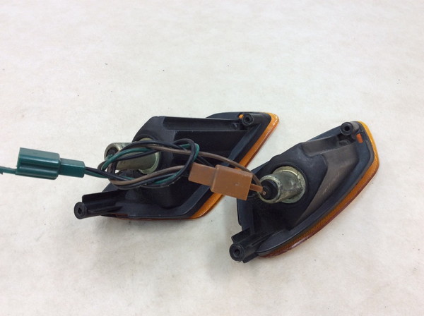 シグナス150/CYGNUS  フロントウインカー左右  4DH-0008