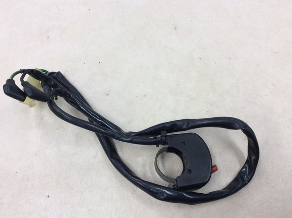 XLR250R  キルスイッチ/ハンドルスイッチ右/エンジンオンオフスイッチ  MD22-2102