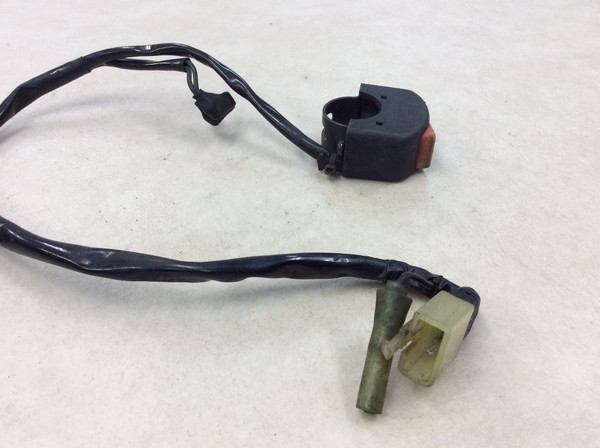 CRM250R  キルスイッチ/ハンドルスイッチ右/エンジンオンオフスイッチ  MD24-1301