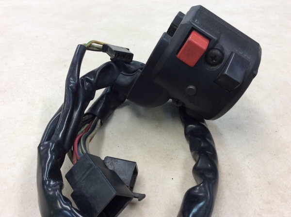GPZ750  スイッチボックス左/ハンドルスイッチ左  ZX750G-0082