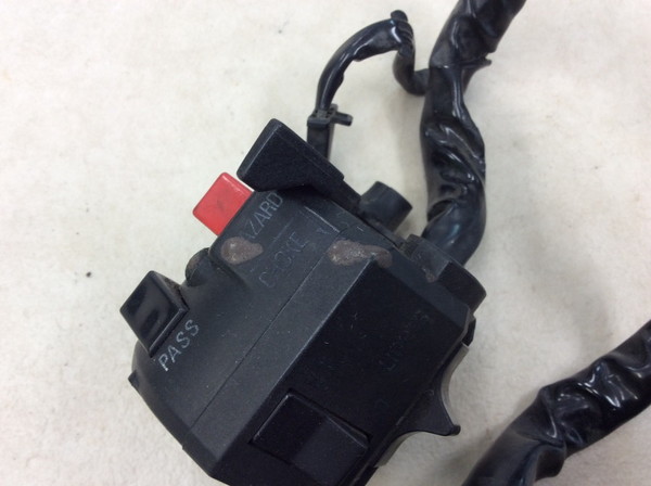 GPZ400R  スイッチボックス左/ハンドルスイッチ左  ZX400D-0284