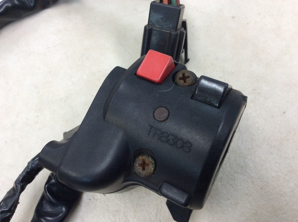 GPZ400  スイッチボックス左/ハンドルスイッチ左  ZX400A-0041