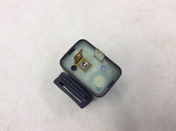 X[p[Ju70/CUB  ECJ[[ FR-2202   12V C70-1225