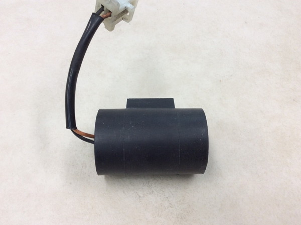 スズキ 車種不明 コンデンサー/ リレー ADP-19 -