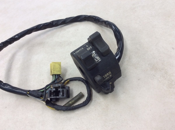 �R�u��250/COBRA  �X�C�b�`�{�b�N�X��/�n���h���X�C�b�`��  GJ73A-1081