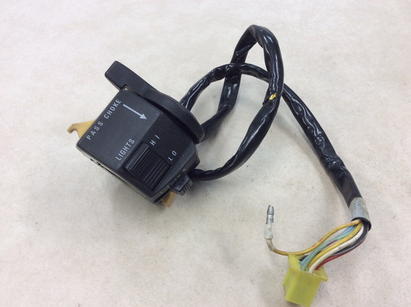 RGV250�K���}/��  �X�C�b�`�{�b�N�X��/�n���h���X�C�b�`��  VJ21A-1079