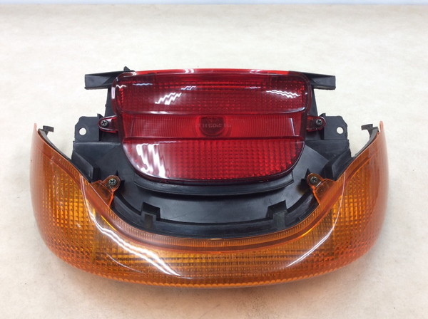 �}�W�F�X�e�B125/MAJESTY  �e�[�������v  5CA-