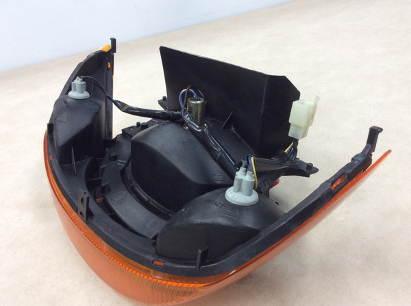 �}�W�F�X�e�B125/MAJESTY  �e�[�������v  5CA-